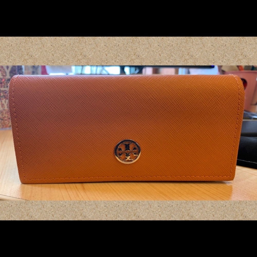 Like New: Tory Burch Sunglasses Case